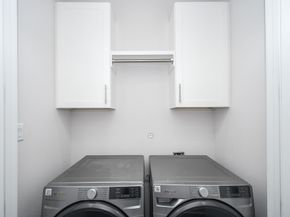 111 E 33rd Street B, Houston TX 77018