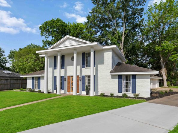 5427 Alba Road, Houston TX 77091