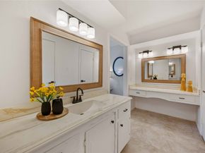 5427 Alba Road, Houston TX 77091