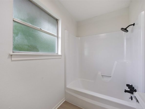 5427 Alba Road, Houston TX 77091