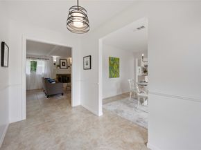 5427 Alba Road, Houston TX 77091