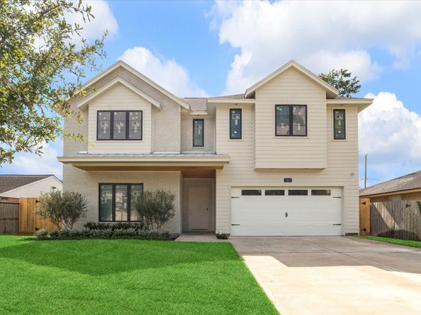 1243 Candlelight Lane, Houston TX 77018