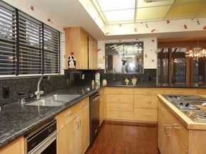 1234 Sugar Creek Boulevard, Sugar Land TX 77478