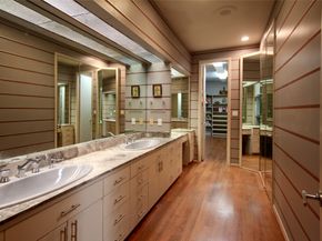 1234 Sugar Creek Boulevard, Sugar Land TX 77478