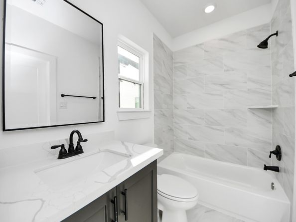 723 Marcella Street D, Houston TX 77091