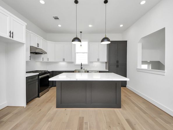 723 Marcella Street D, Houston TX 77091