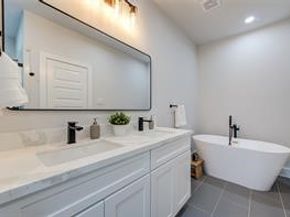 892 Paul Quinn Street, Houston TX 77091