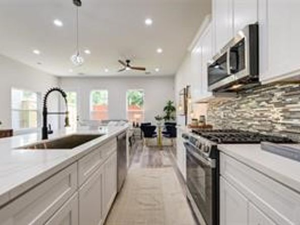 892 Paul Quinn Street, Houston TX 77091