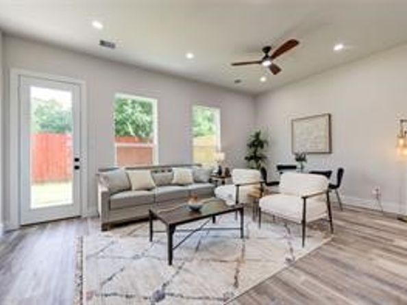 892 Paul Quinn Street, Houston TX 77091