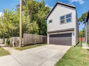 892 Paul Quinn Street, Houston TX 77091