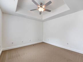 1333 W 22nd Street F, Houston TX 77008