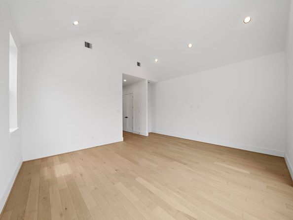 815 W 18th Street, Houston TX 77008