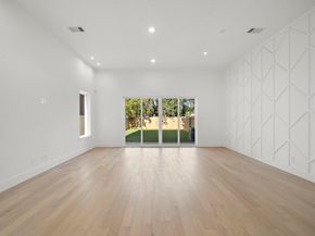 815 W 18th Street, Houston TX 77008