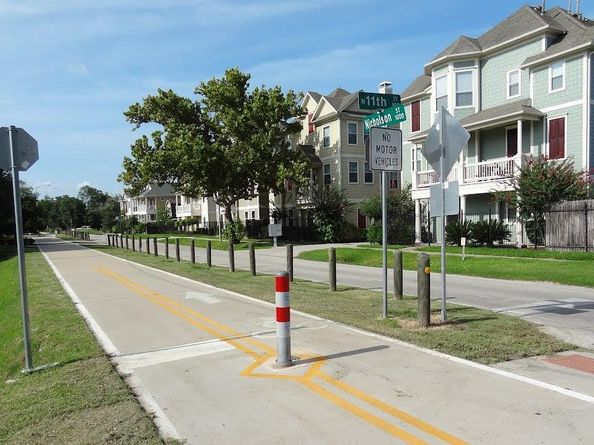 815 W 18th Street, Houston TX 77008