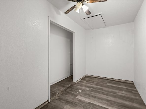 10027 Towne Mist Drive, Sugar Land TX 77498