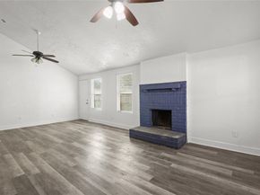 10027 Towne Mist Drive, Sugar Land TX 77498