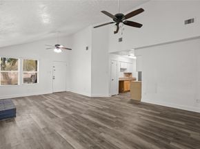 10027 Towne Mist Drive, Sugar Land TX 77498