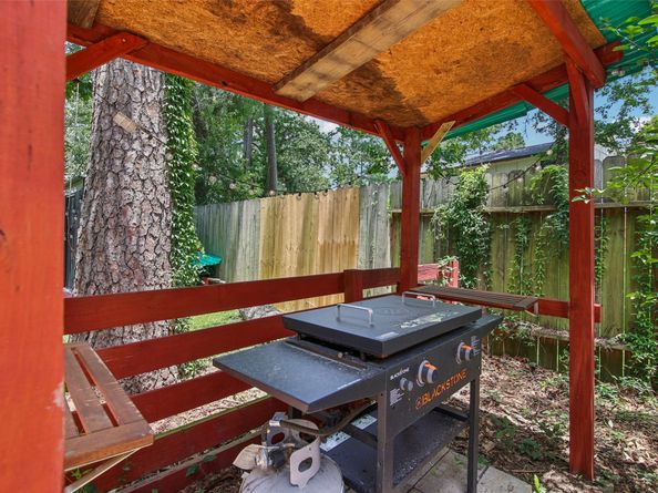 5210 Creek Shadows Drive, Houston TX 77339