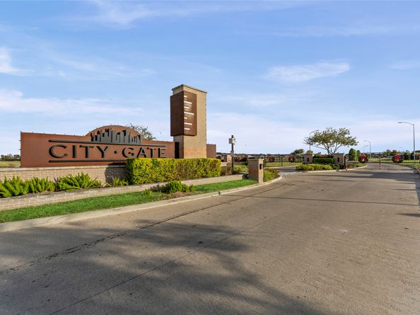 12512 Newport Arch Lane, Houston TX 77047