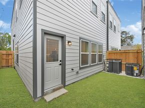 7809 Dyer Street, Houston TX 77088