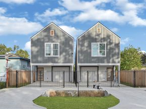 7809 Dyer Street, Houston TX 77088