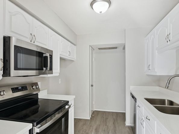 9707 Richmond Avenue 98, Houston TX 77042