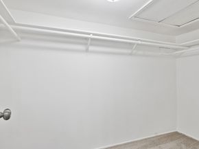 9707 Richmond Avenue 98, Houston TX 77042