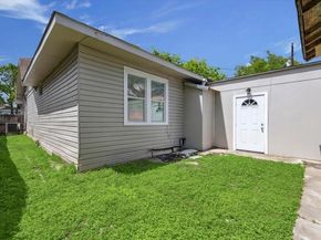 1801 Hussion Street, Houston TX 77003