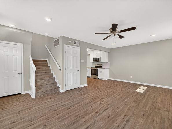 7047 Bissonnet Street 54, Houston TX 77074