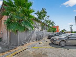 7047 Bissonnet Street 54, Houston TX 77074