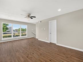 7047 Bissonnet Street 54, Houston TX 77074