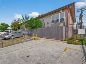 7047 Bissonnet Street 54, Houston TX 77074