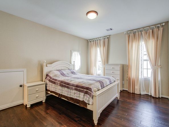 5719 Avon Landing Lane, Sugar Land TX 77479