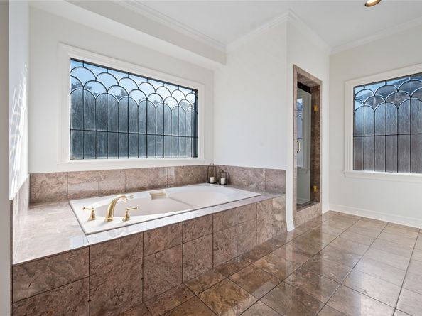 4033 Piping Rock Lane, Houston TX 77027