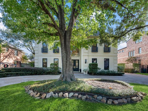 4033 Piping Rock Lane, Houston TX 77027