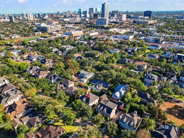 4033 Piping Rock Lane, Houston TX 77027