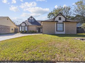 11915 Green Glade Drive, Houston TX 77099