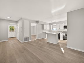 4202 Wuthering Heights Drive, Houston TX 77045