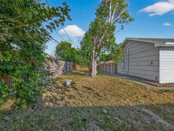 4202 Wuthering Heights Drive, Houston TX 77045