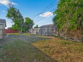 4202 Wuthering Heights Drive, Houston TX 77045