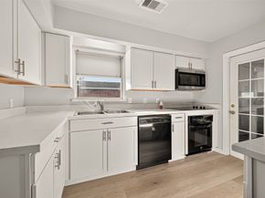 4202 Wuthering Heights Drive, Houston TX 77045