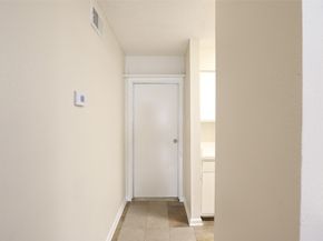 6601 Sands Point Drive 74, Houston TX 77074