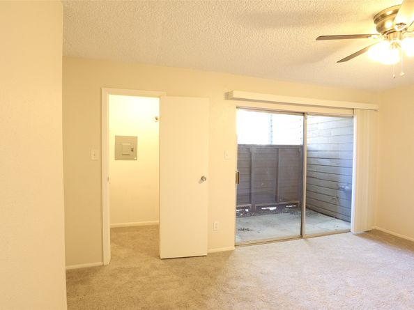 6601 Sands Point Drive 74, Houston TX 77074