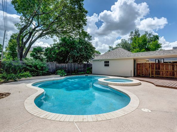 15434 Redbud Leaf Lane, Cypress TX 77433