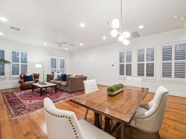 636 E 6th 1/2 Street, Houston TX 77007