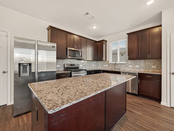 7202 Hobby Wind Ridge Drive, Houston TX 77075