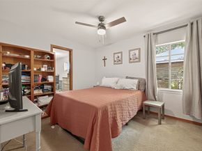 145 E Twickenham Trail, Houston TX 77076