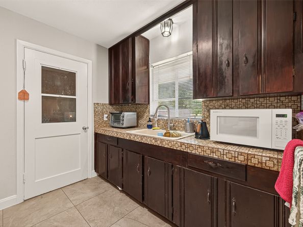 145 E Twickenham Trail, Houston TX 77076