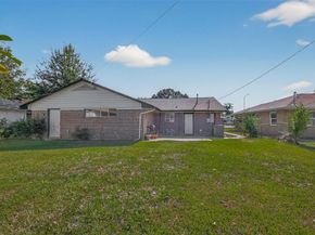 145 E Twickenham Trail, Houston TX 77076