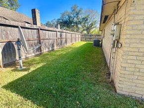 9114 Spellman Road, Houston TX 77031